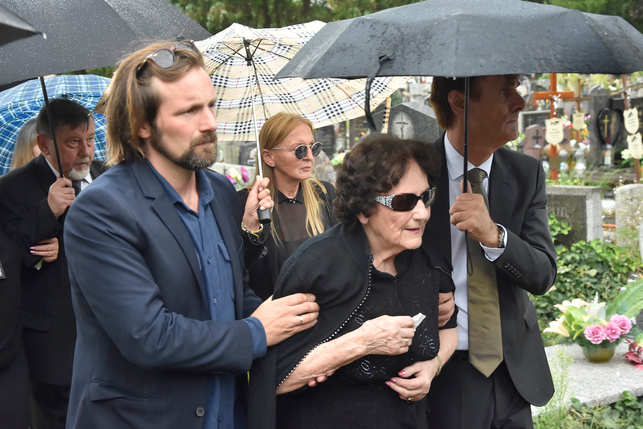 67812024 2375614992529098 3454782774194470912 o