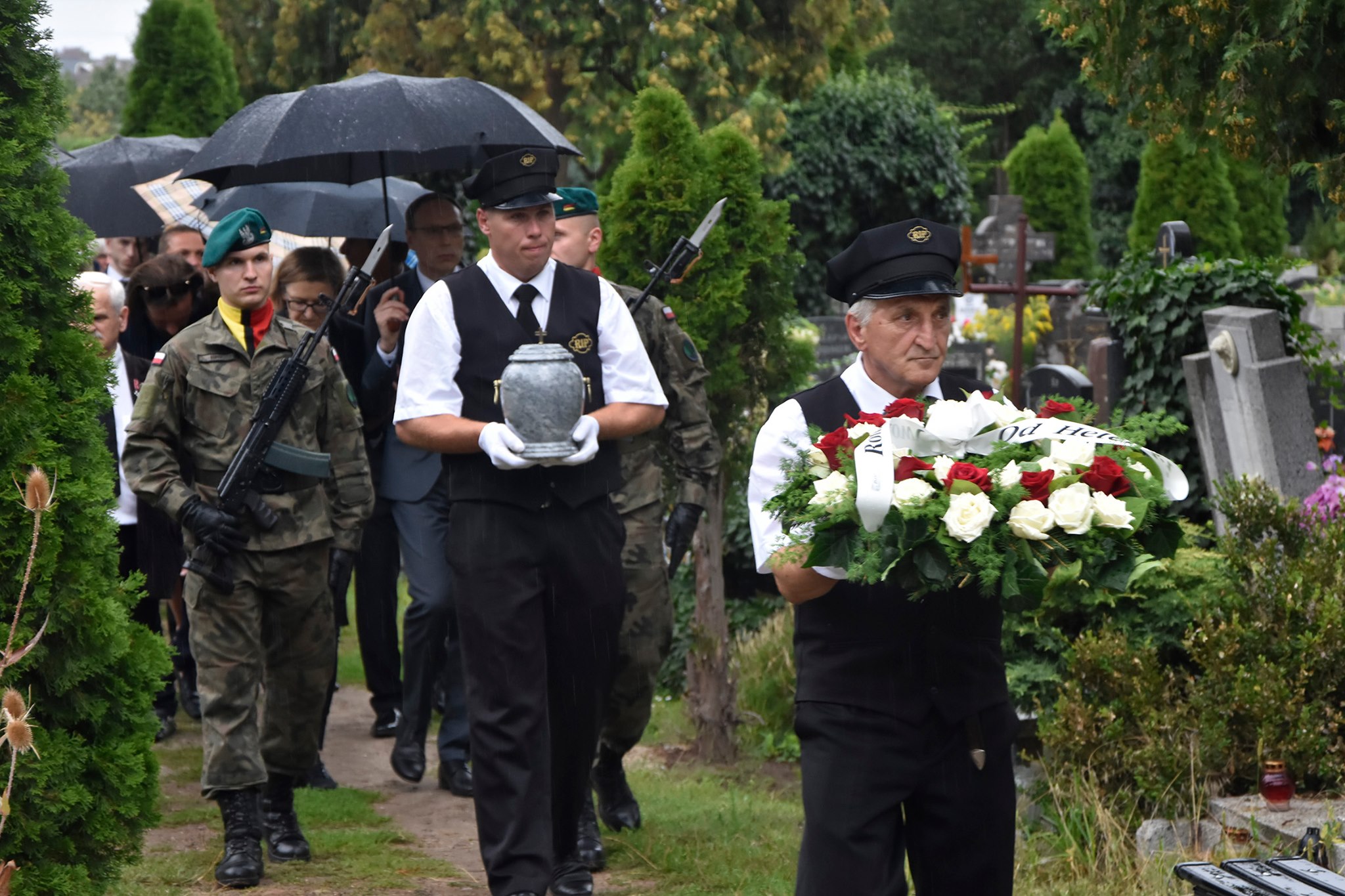 67933996 2375614749195789 8246803714782789632 o